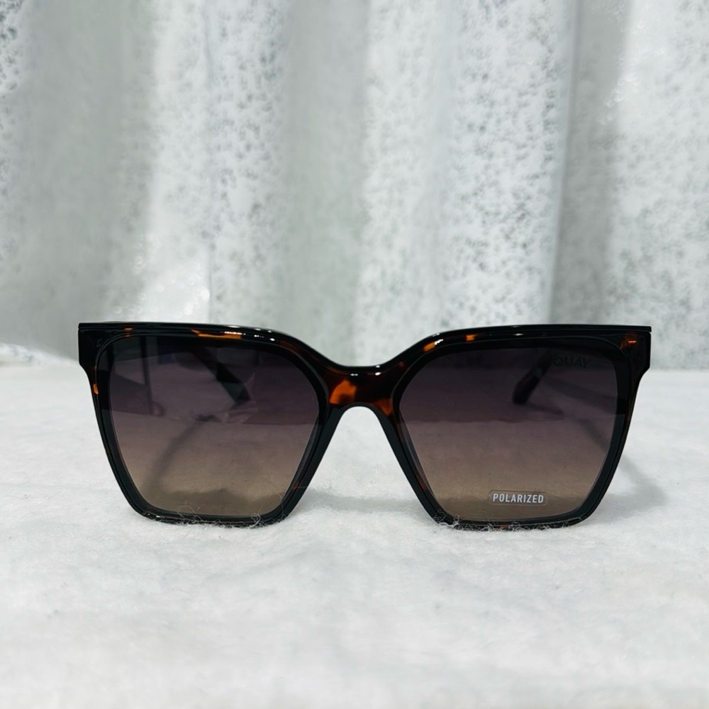 Quay level up sunglasses